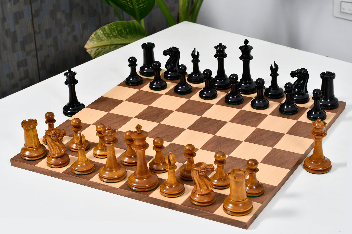 Nathaniel Cooke 1849 Staunton Collector Chess Pieces in Antique Wood & Ebony Wood - 4.5" King