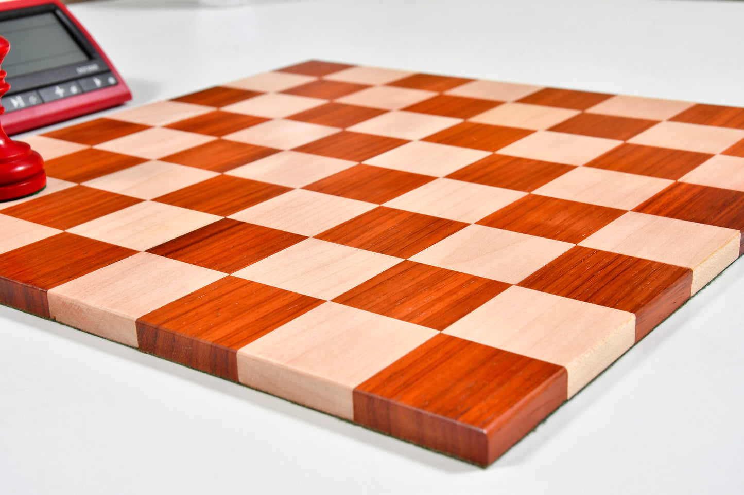 Folding Wooden Chess Board in Bud Rose Solid Wood (Padauk) & Maple Wood 12.8" - 40 mm Square