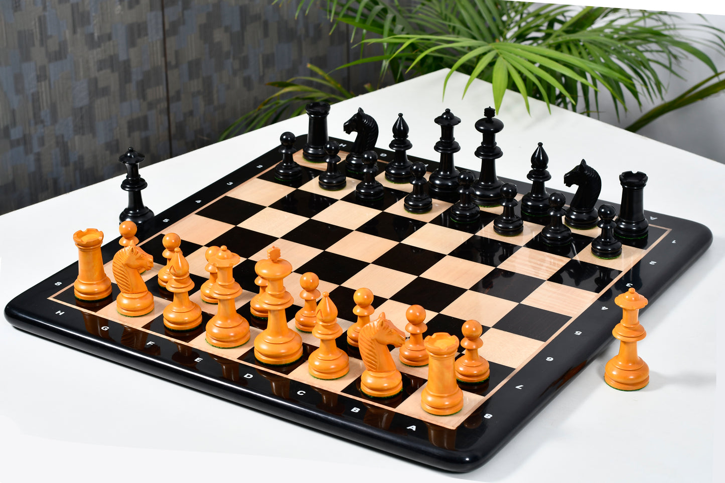 19th Century Antique Austrian Series Chess Pieces in Ebonized Boxwood & Golden Antiqued Boxwood - 4.27" King