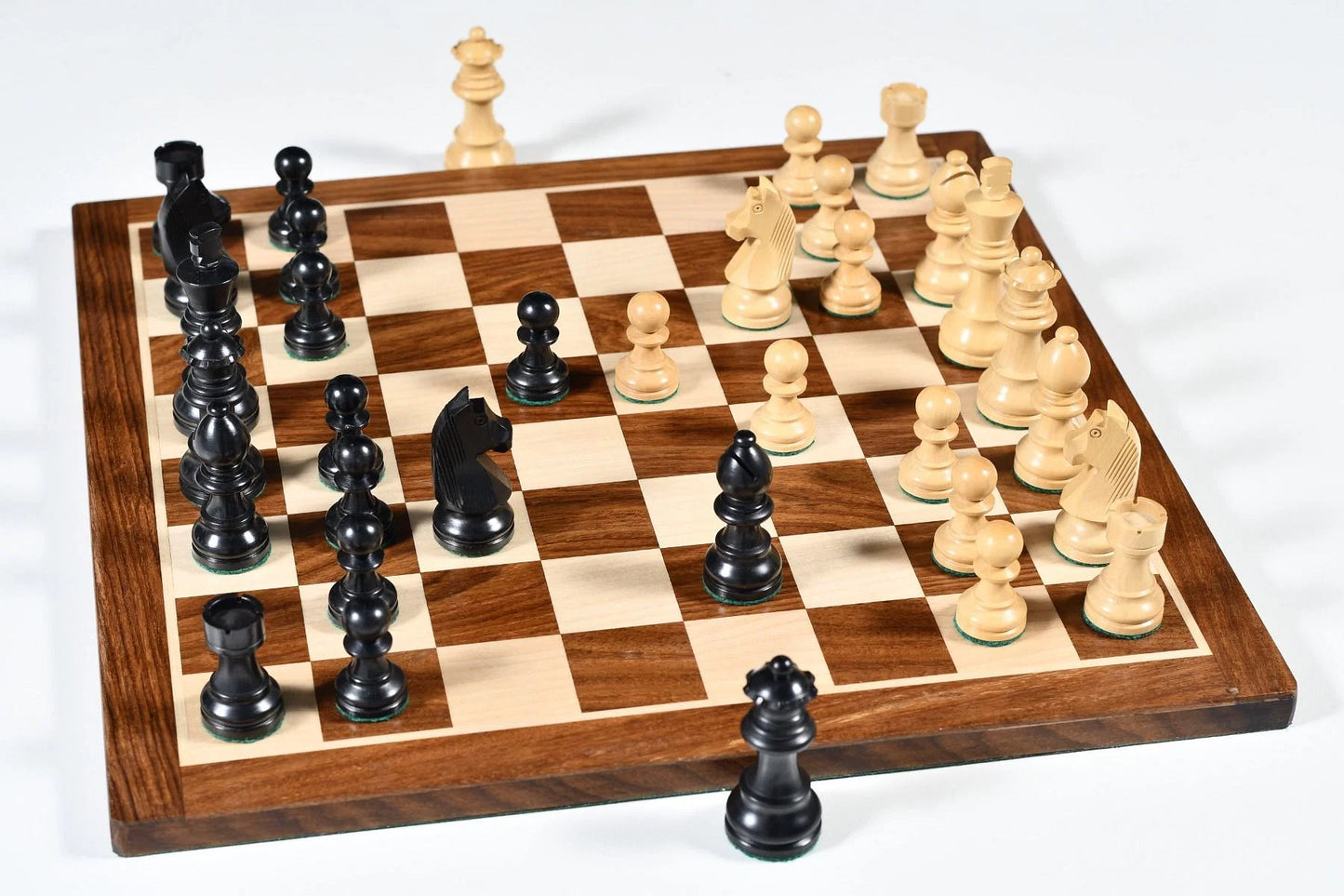 Tournament Series Staunton Chess Pieces with German Knight in Ebonized Boxwood & Box Wood - 3" King