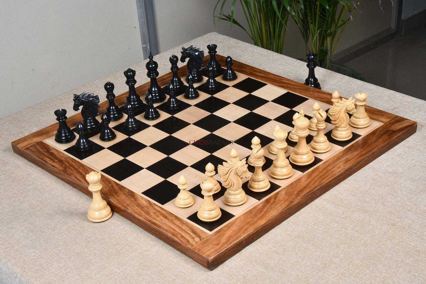 The Sher-E-Punjab Series Chess Pieces in Ebony Wood / Box Wood - 4.6" King