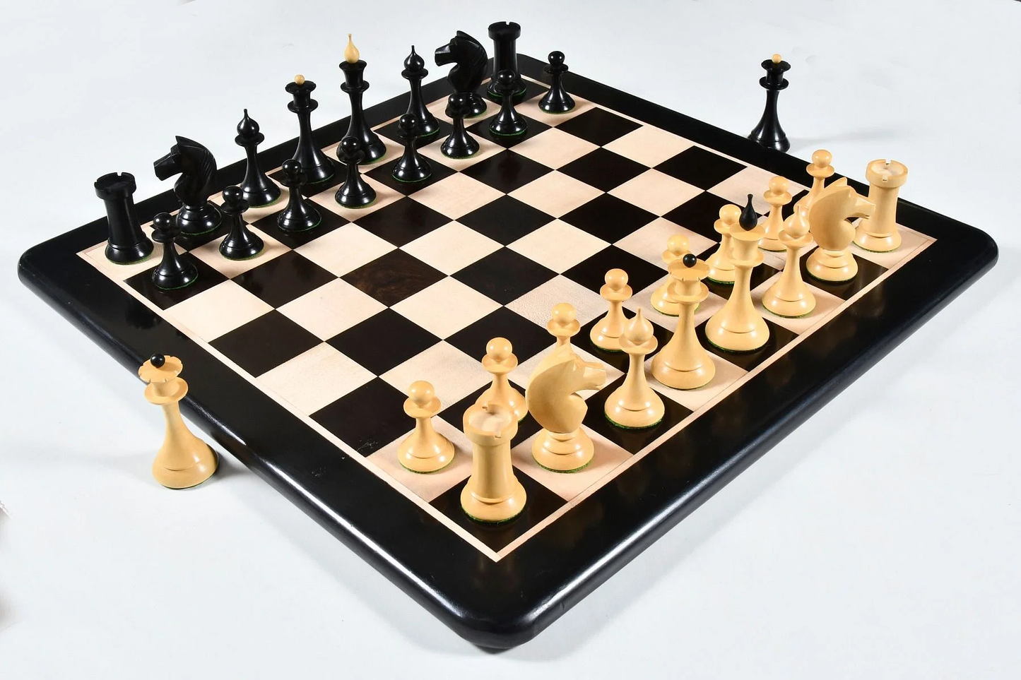The 1950s Soviet (Russian) Latvian Reproduced Chess Pieces in Ebonized Boxwood & Natural Boxwood - 4.1" King