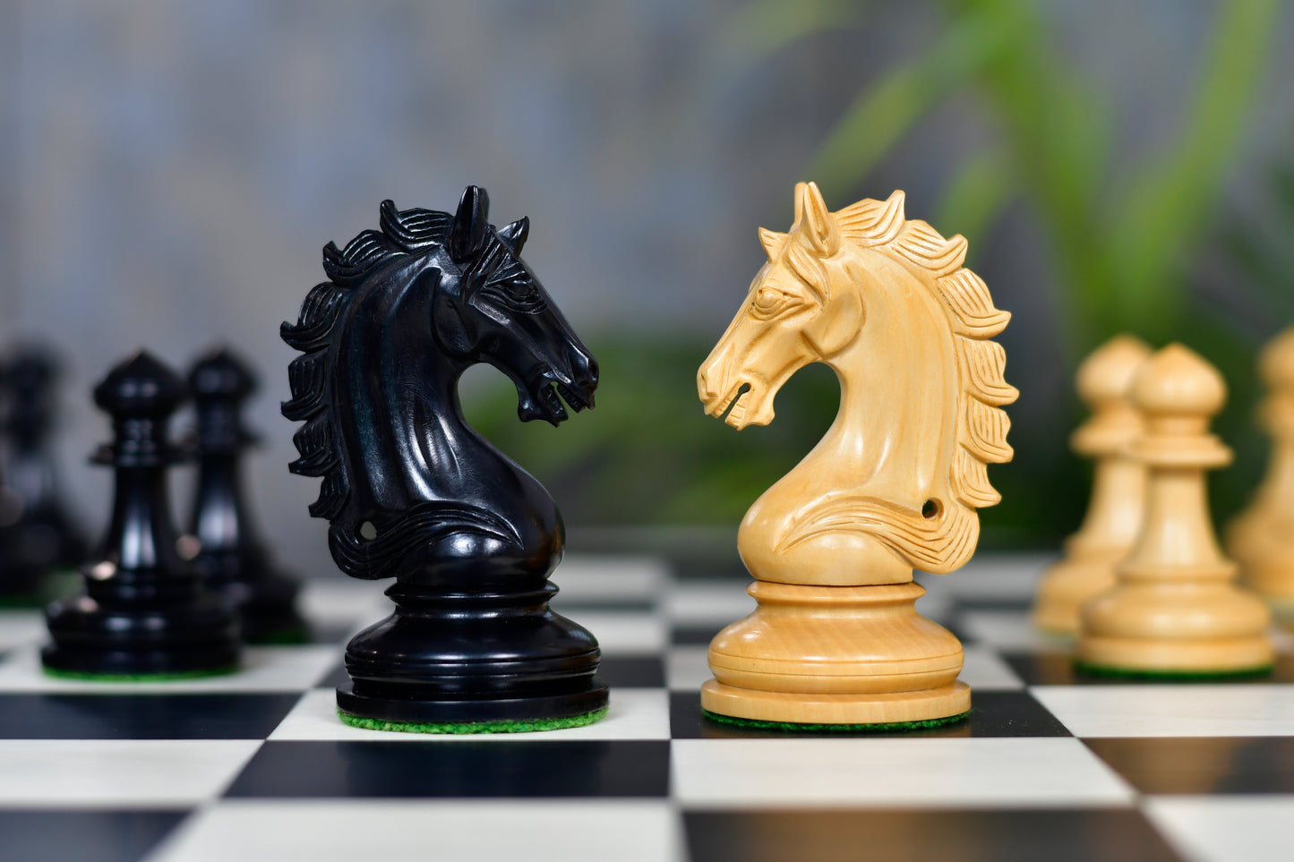 The Artisan Knight Handcrafted Luxury Wooden Chess Pieces In Ebony Wood & Natural Boxwood - 4.4" King