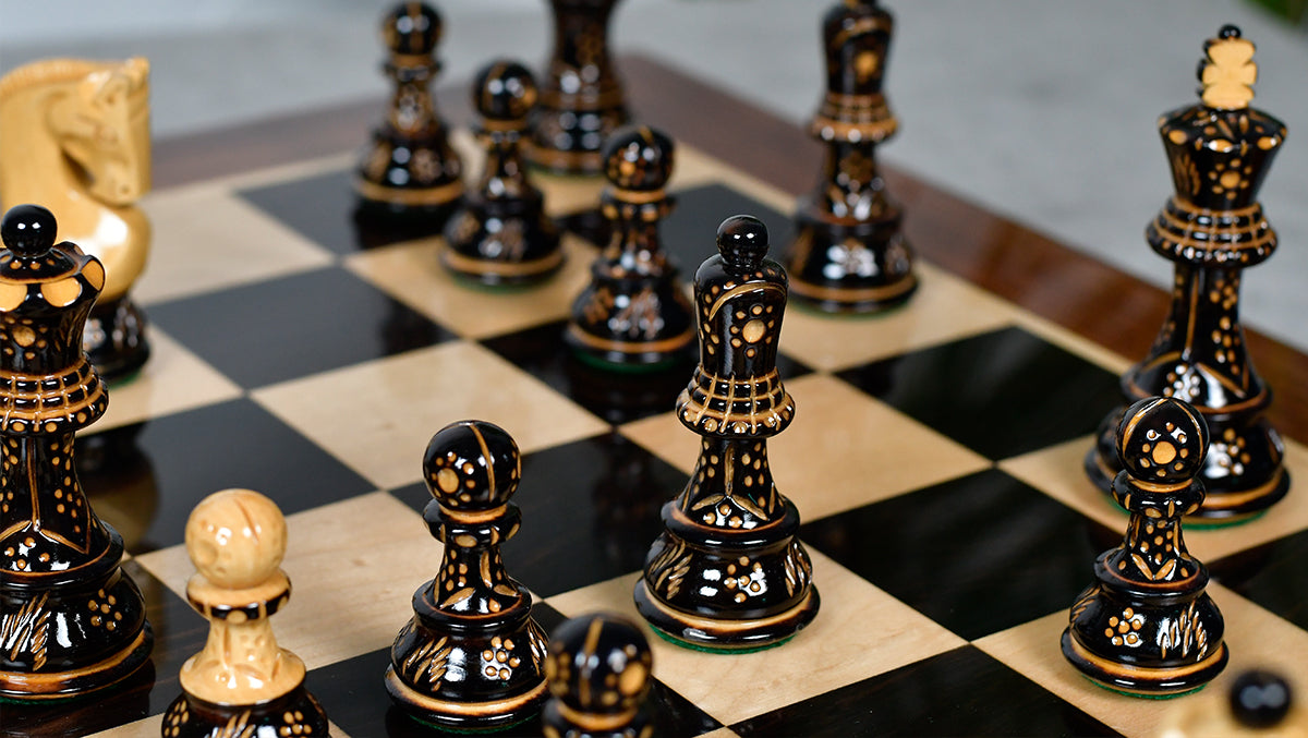 1959 Reproduced Russian Zagreb Staunton Series Chess Pieces in Burnt & Natural Boxwood With Lacquer Finish - 3.89" King