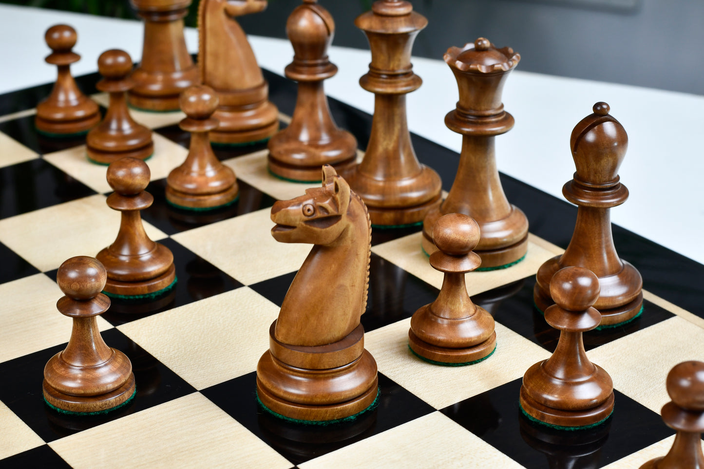 American Chess Company 1904 Reproduction Tournament Chess Set - In Black Ebonized & Antiqued Boxwood 3.8" King
