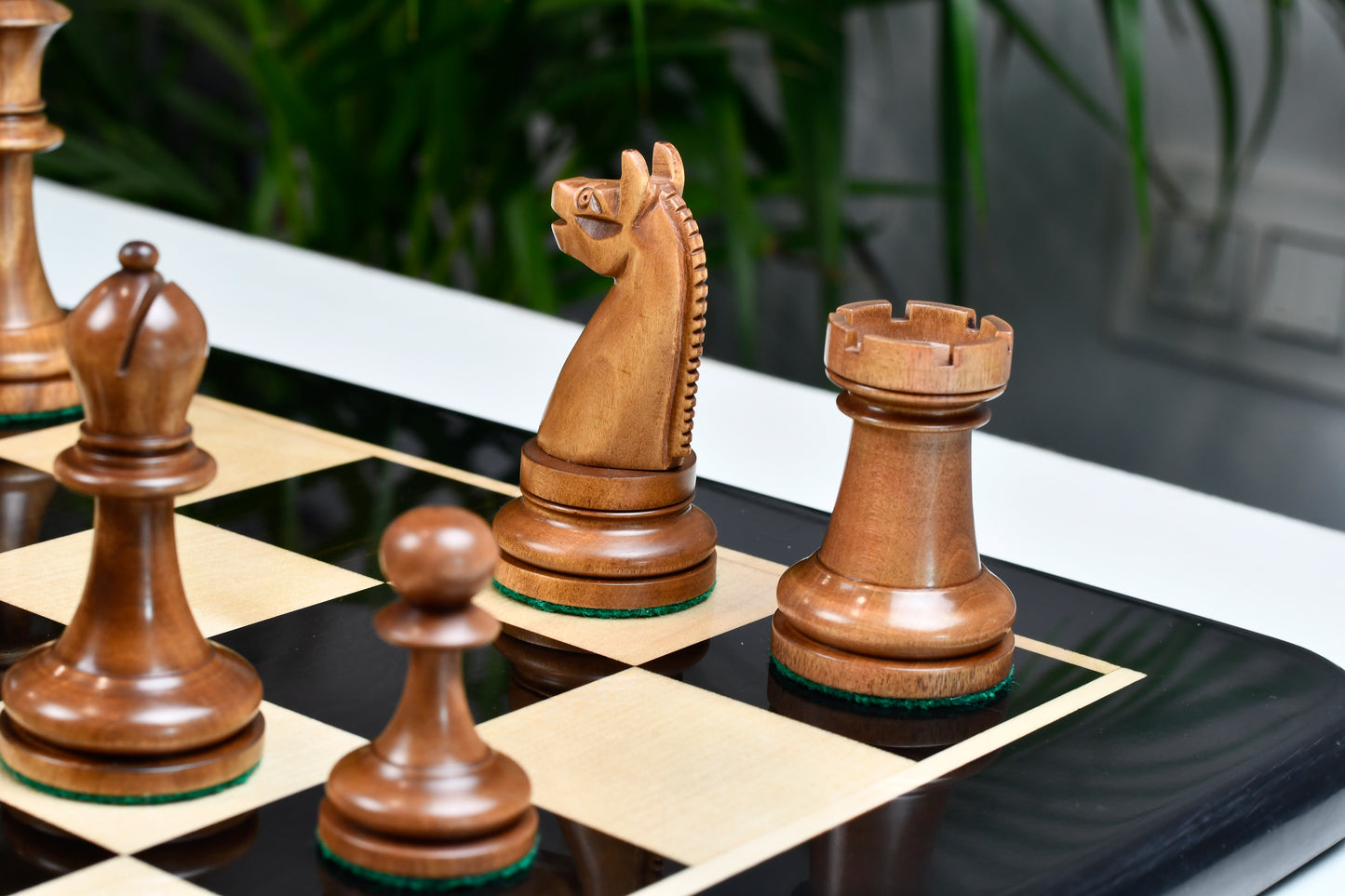 American Chess Company 1904 Reproduction Tournament Chess Set - In Black Ebonized & Antiqued Boxwood 3.8" King