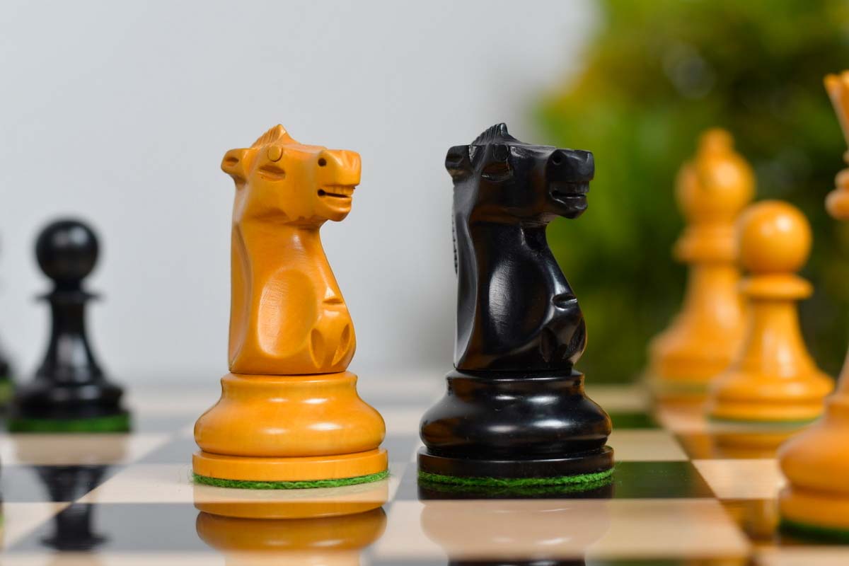 1972 Reproduced Fischer-Spassky Chess Set V2.0 in Ebonized/Antiqued Boxwood with Board