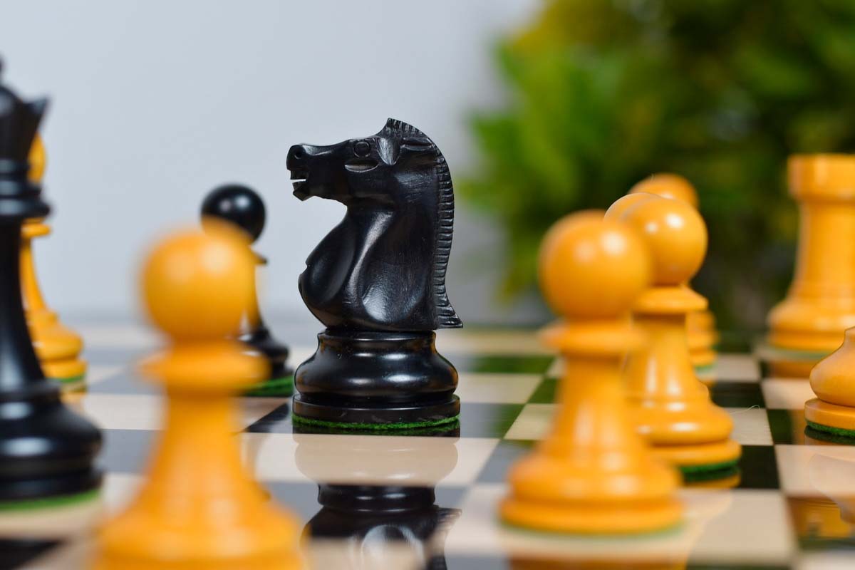 1972 Reproduced Fischer-Spassky Chess Set V2.0 in Ebonized/Antiqued Boxwood with Board