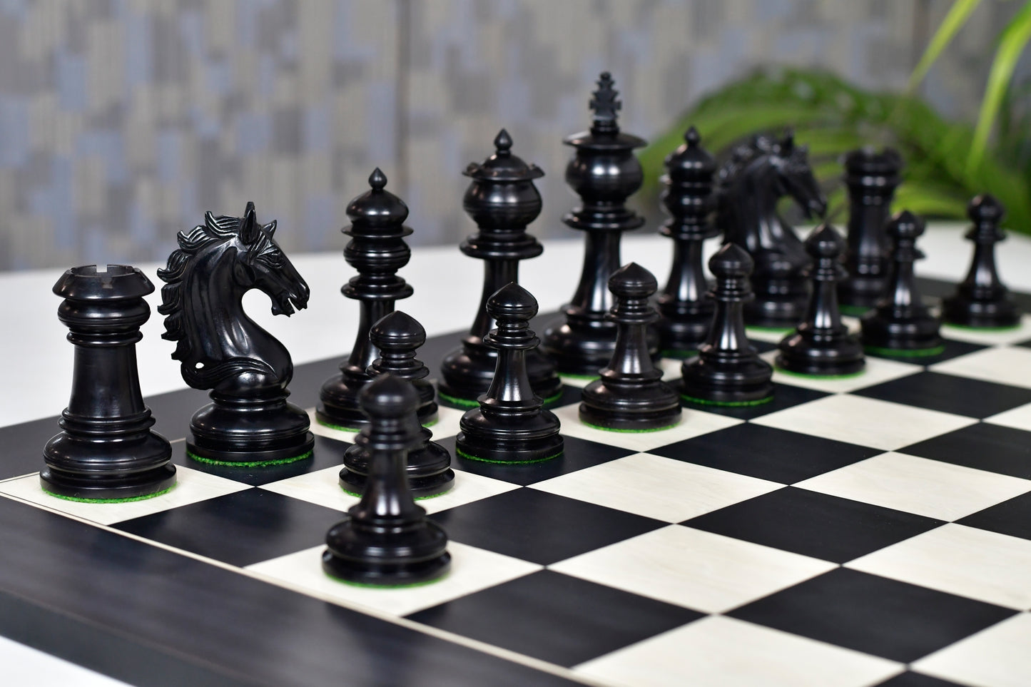 The Artisan Knight Handcrafted Luxury Wooden Chess Pieces In Ebony Wood & Natural Boxwood - 4.4" King