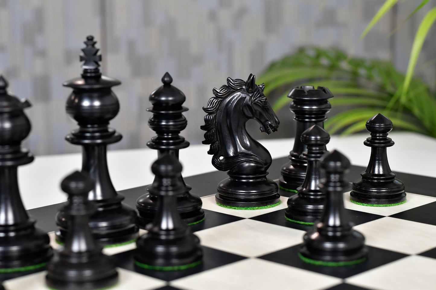 The Artisan Knight Handcrafted Luxury Wooden Chess Pieces In Ebony Wood & Natural Boxwood - 4.4" King