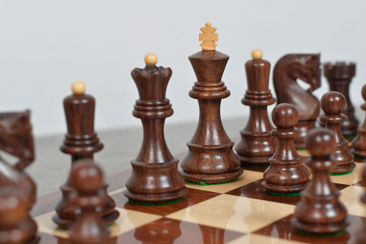 Old 1959 Russian Zagreb Staunton Chess Pieces in Sheesham Wood / Boxwood - 3.8" King