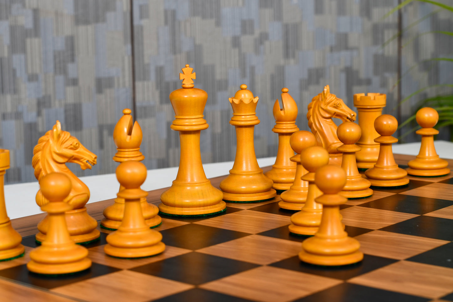 The Ancient Indian Warrior Staunton Luxury Series Chess Pieces in Ebony / Antiqued Box Wood - 4" King