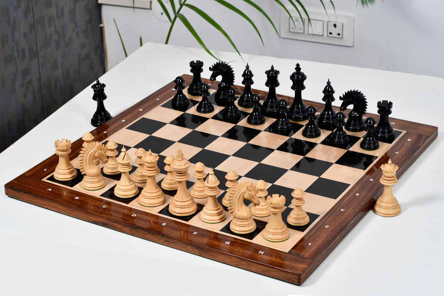 Ferocious Elite Series Chess Pieces in Ebony / Boxwood - 4.45" King