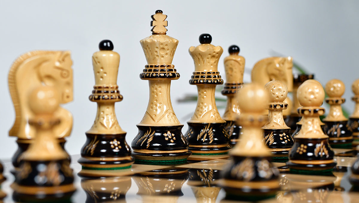 1959 Reproduced Russian Zagreb Staunton Series Chess Pieces in Burnt & Natural Boxwood With Lacquer Finish - 3.89" King