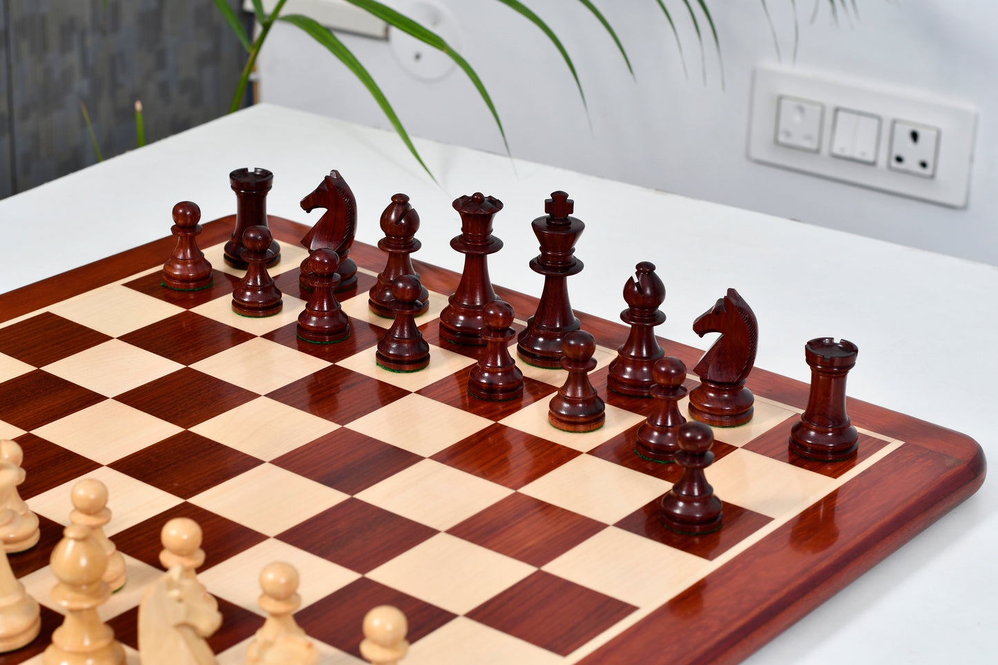 Reproduced 90s French Chavet Championship Tournament Chess Pieces V2.0 in Bud Rosewood / Boxwood - 3.6" King
