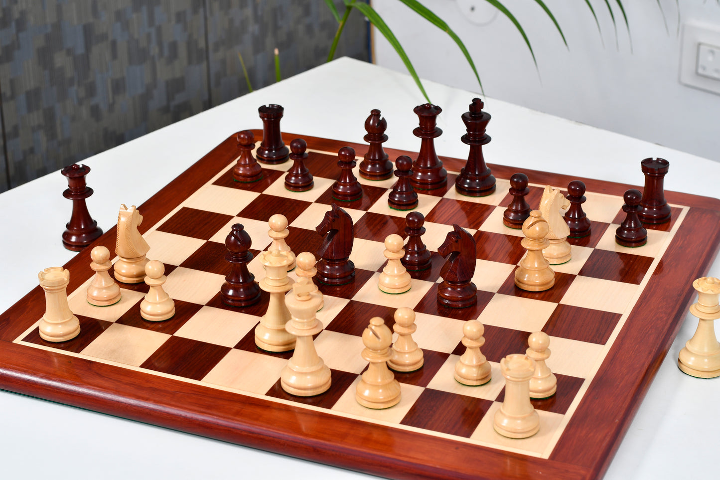 Reproduced 90s French Chavet Championship Tournament Chess Pieces V2.0 in Bud Rosewood / Boxwood - 3.6" King
