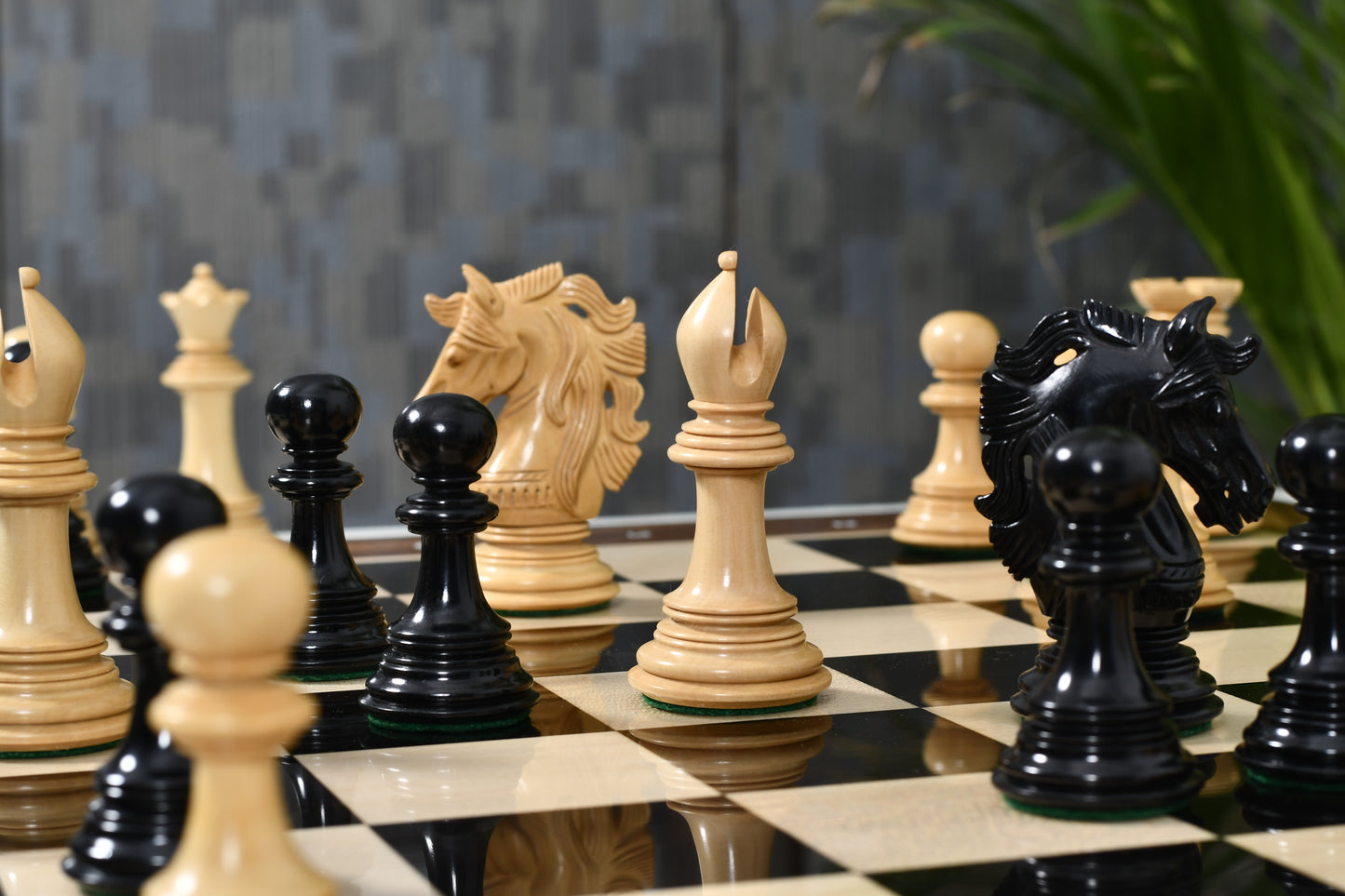The Crown Heritage Series – A Regal Collection of Luxury Chess Pieces in Ebony Wood & Natural Boxwood 4.3” King