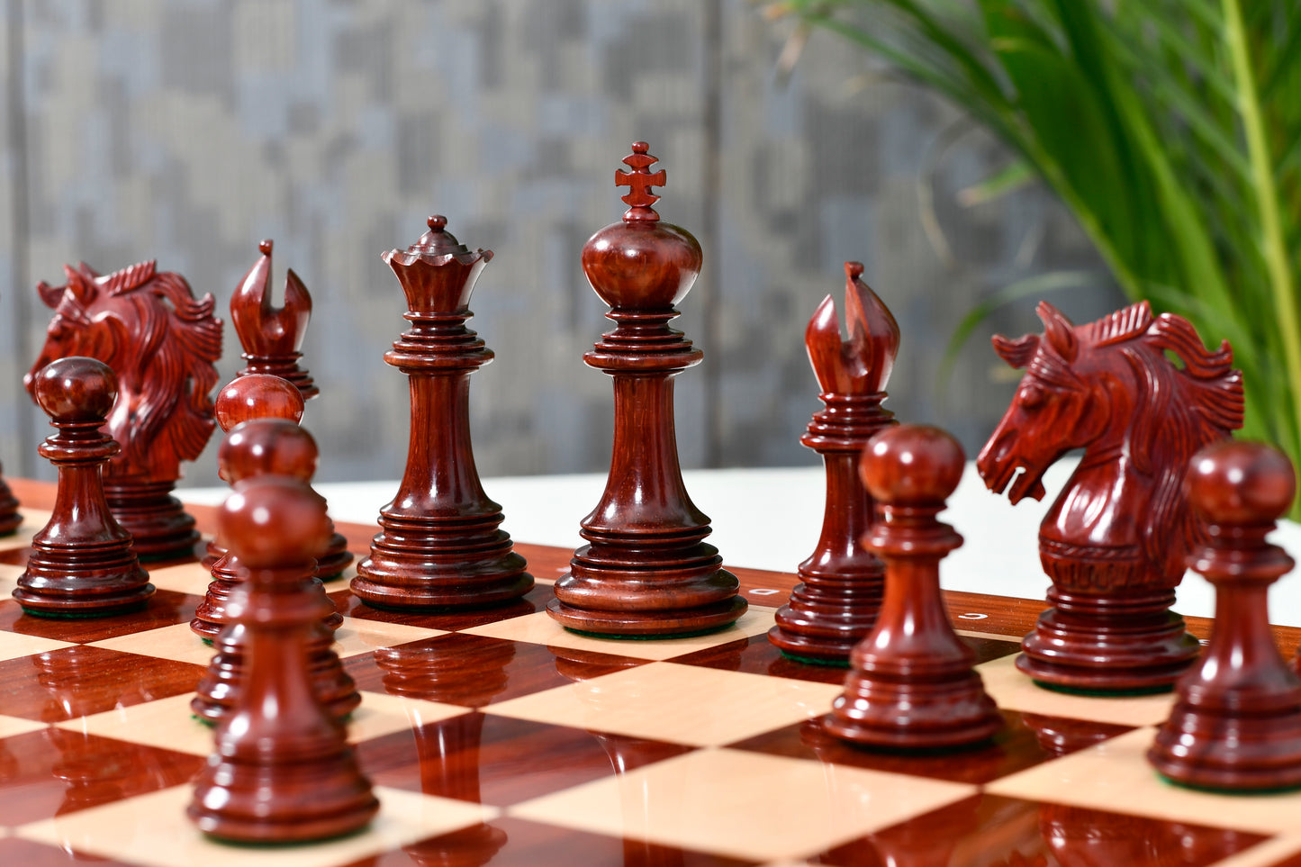 The Crown Heritage Series – A Regal Collection of Luxury Chess Pieces in Bud Rosewood & Natural Boxwood 4.3” King