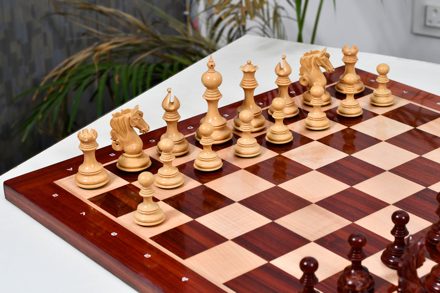 The Admiral Series II Staunton Chess Pieces in Bud Rosewood & Box Wood - 4.5" King
