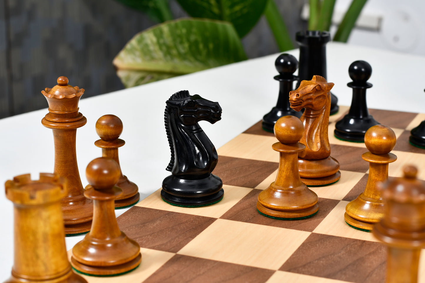 Nathaniel Cooke 1849 Staunton Collector Chess Pieces in Antique Wood & Ebony Wood - 4.5" King