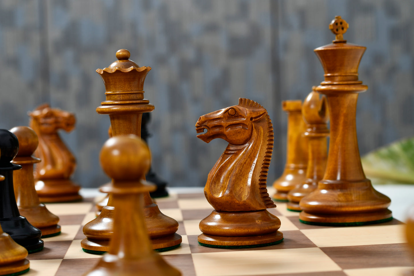 Nathaniel Cooke 1849 Staunton Collector Chess Pieces in Antique Wood & Ebony Wood - 4.5" King