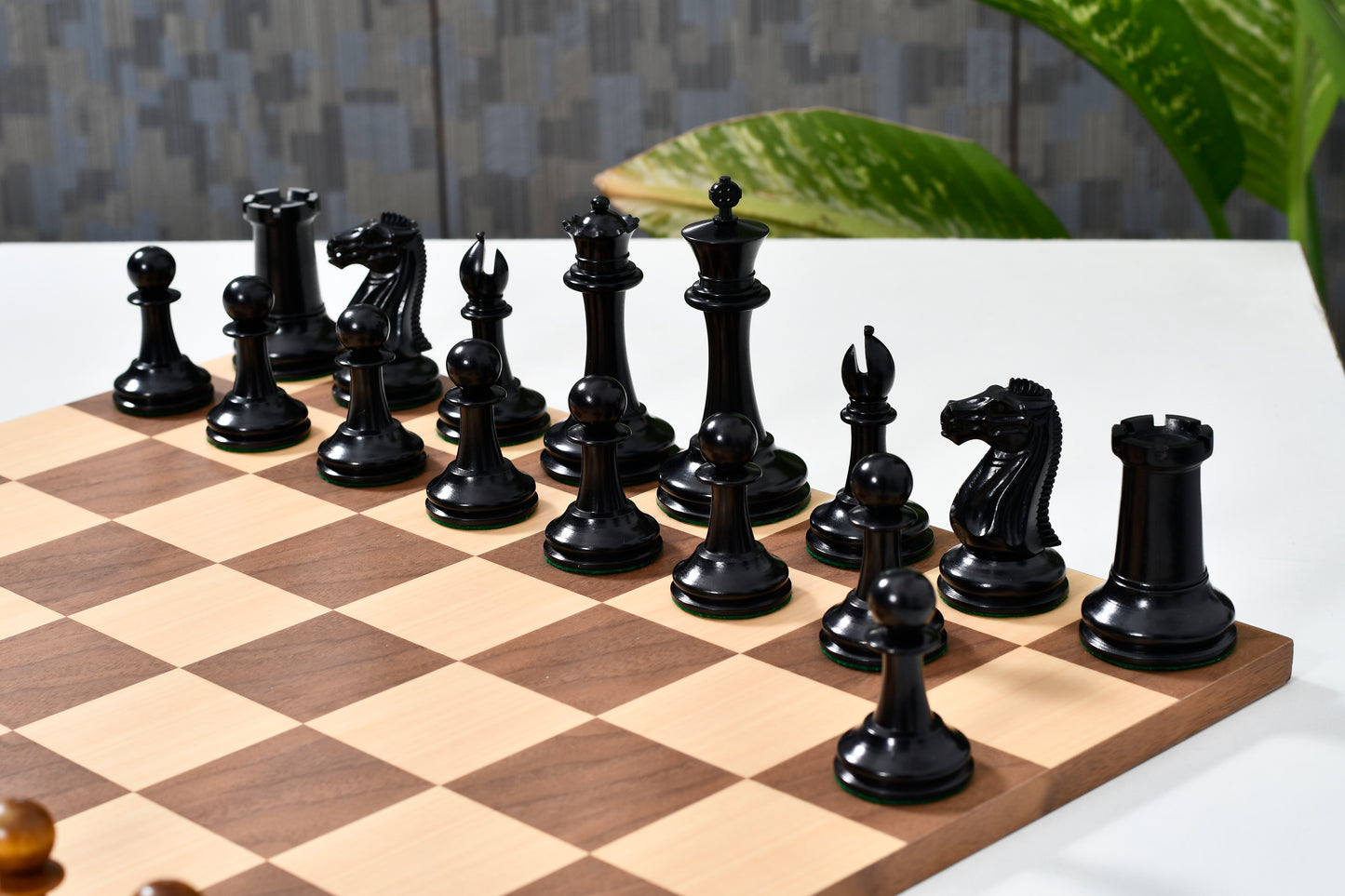 Nathaniel Cooke 1849 Staunton Collector Chess Pieces in Antique Wood & Ebony Wood - 4.5" King