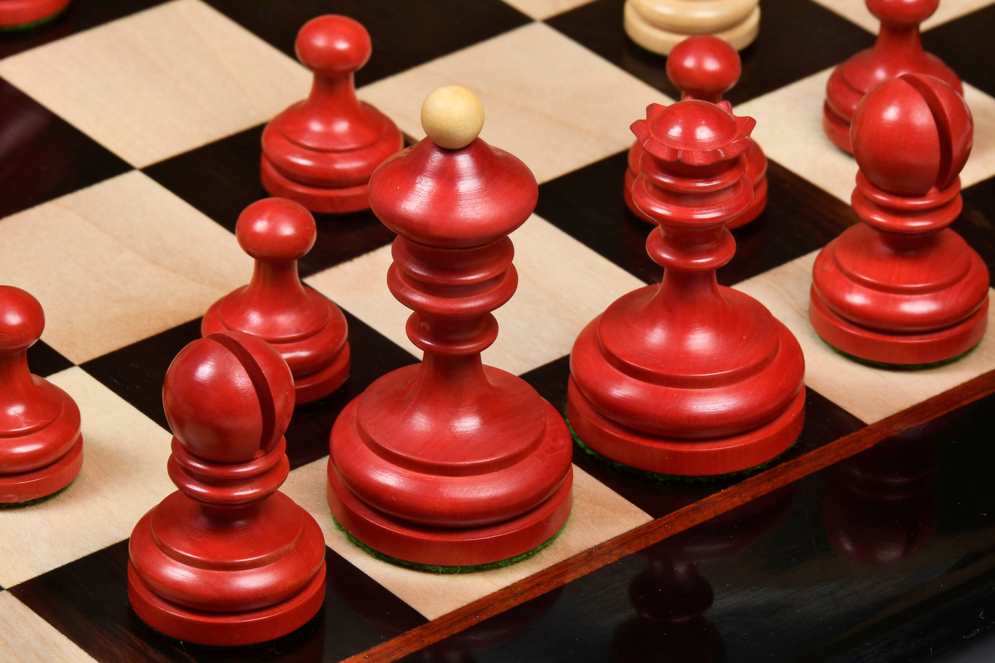 Repro Vintage 1930 German Knubbel Chess Set in Stained Crimson / Boxwood with Board