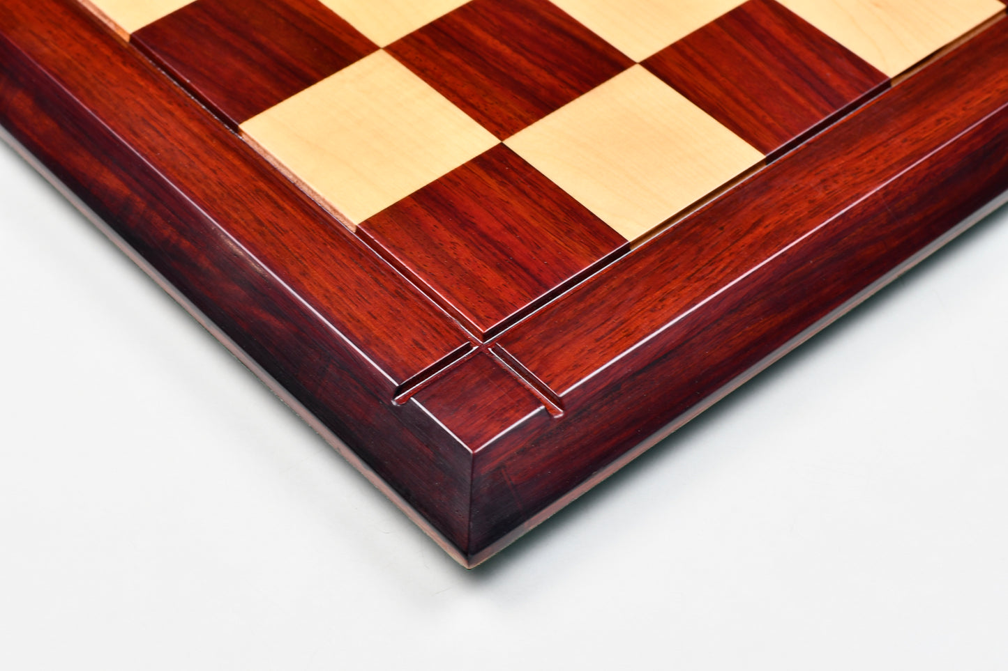 Deluxe Bud Rosewood / Maple Wooden Chess Board 23" - 60 mm