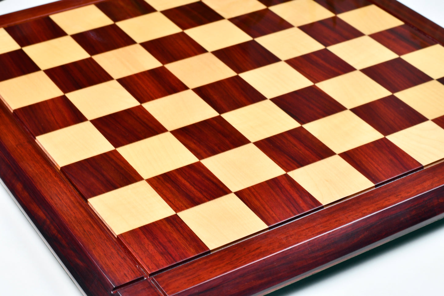 Deluxe Bud Rosewood / Maple Wooden Chess Board 23" - 60 mm