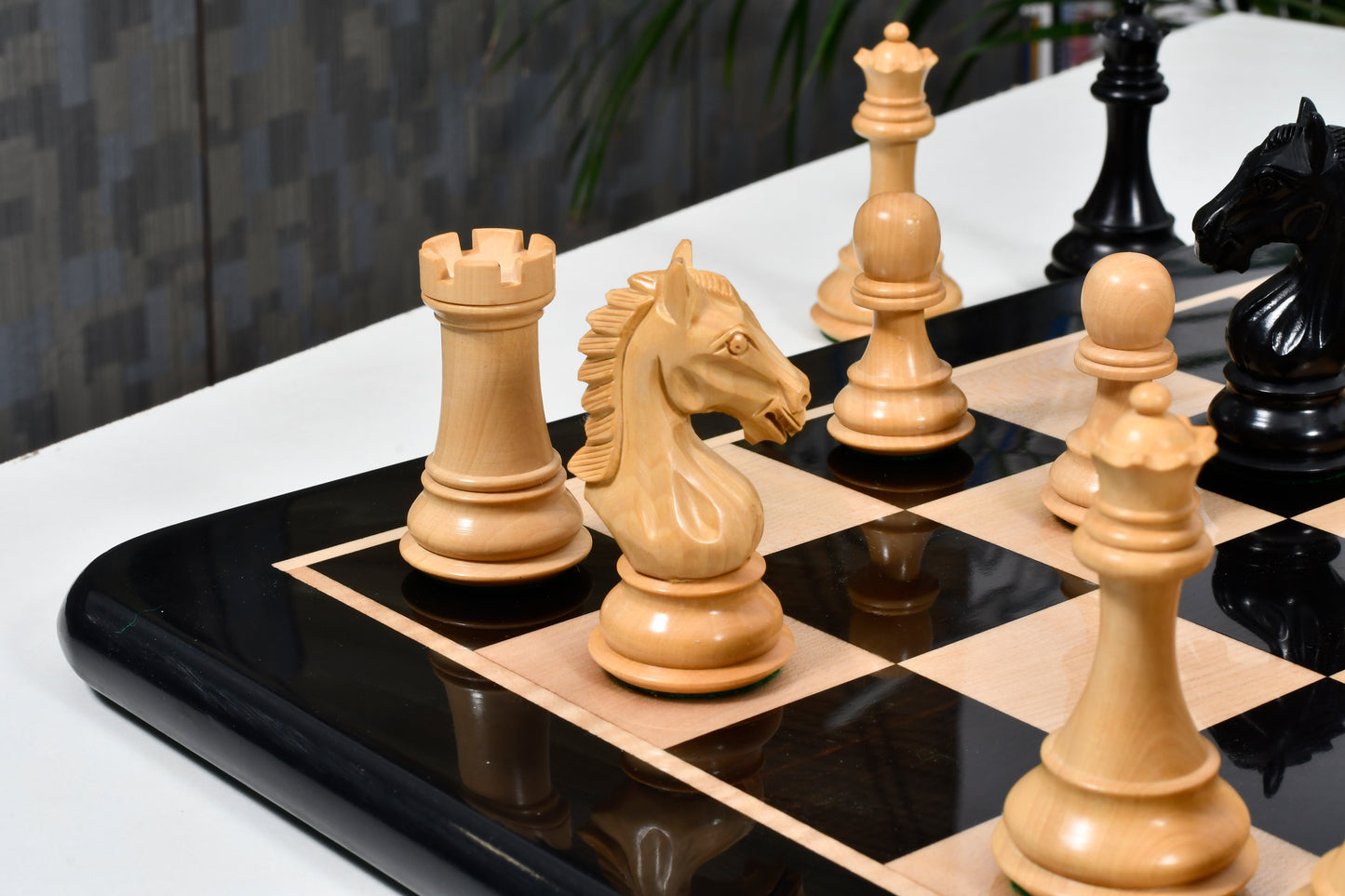 The Derby Knight Pattern Chessmen in Ebonized Boxwood - 4.1" King with Board