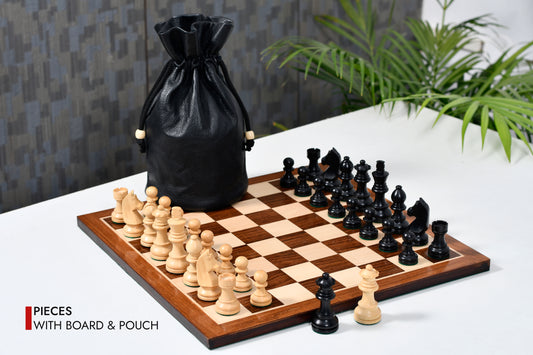 German Knight Chessmen in Ebonized / Boxwood - 3" King with Board & Pouch