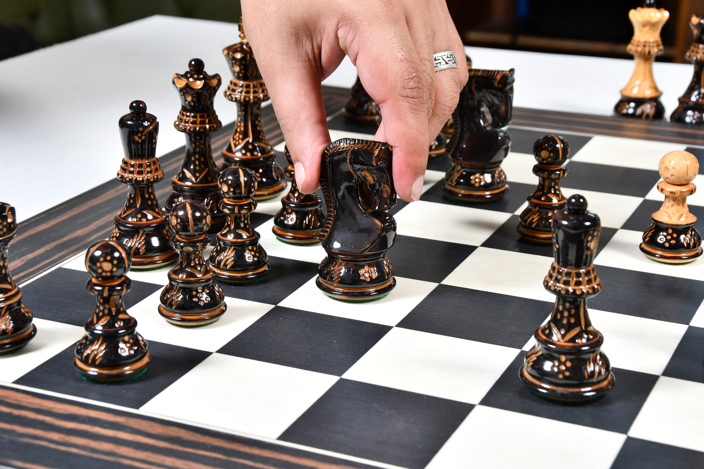 1959 Reproduced Russian Zagreb Staunton Series Chess Pieces in Burnt & Natural Box Wood - 3.75" King