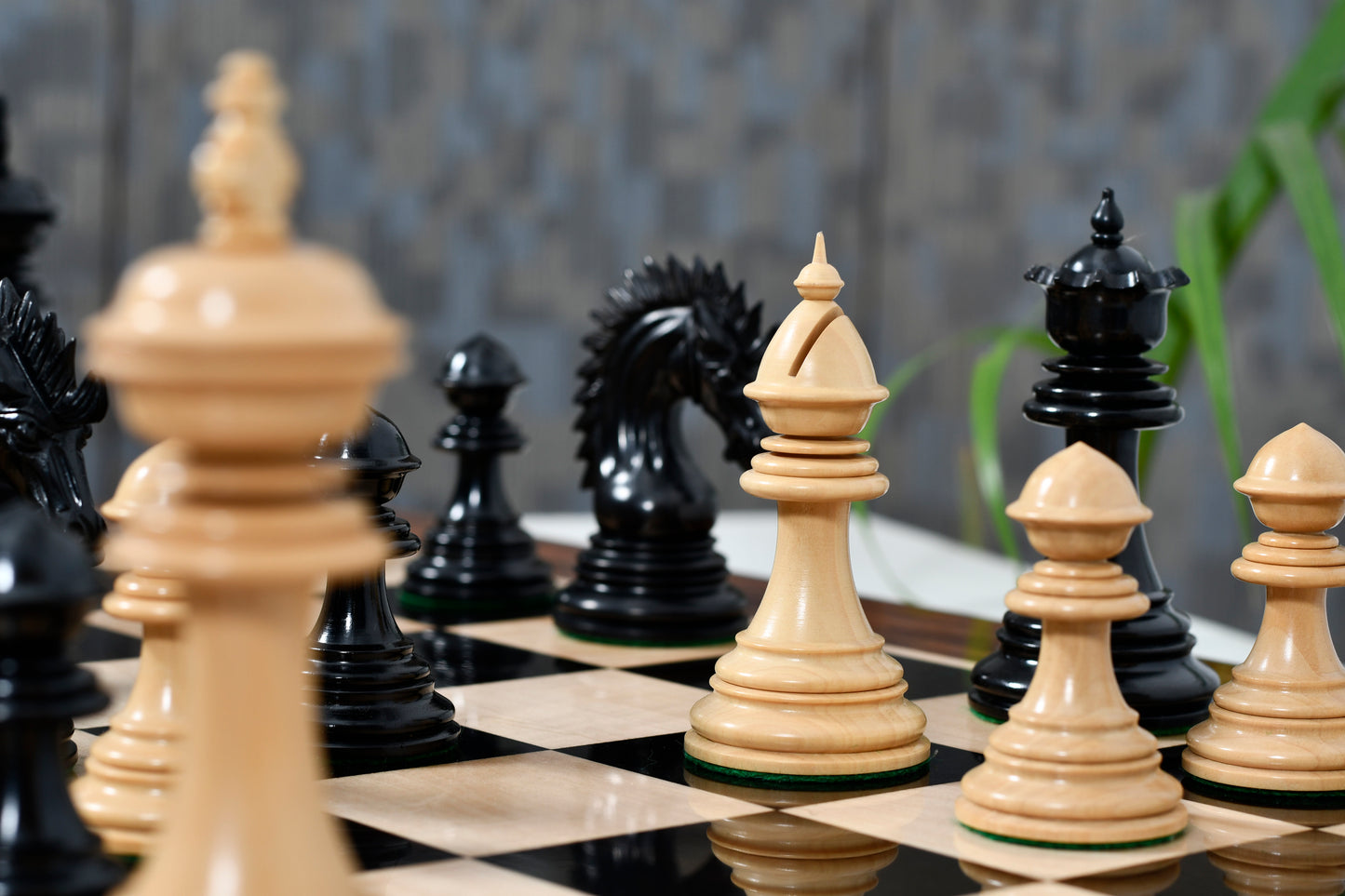 Ferocious Elite Series Chess Pieces in Ebony / Boxwood - 4.45" King