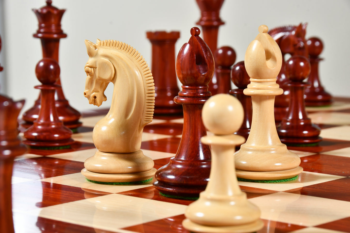 The CB Red Rum Luxury Staunton Series Chess Pieces in Bud Rose / Box Wood - 4.4" King