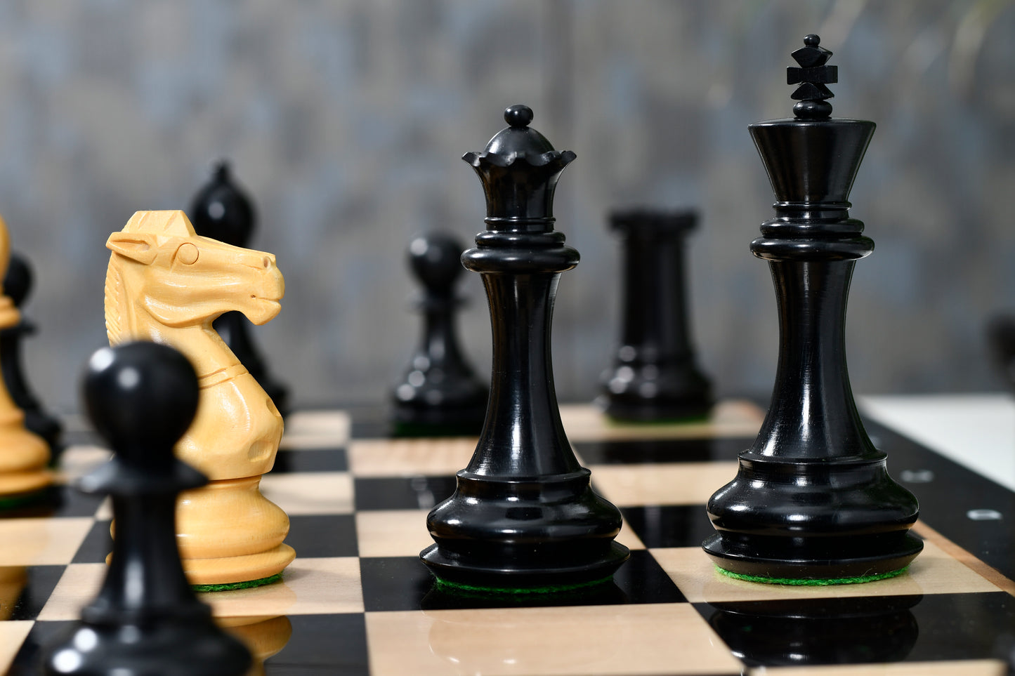The Old Romeo Staunton Series Weighted Chess Pieces in Ebony & Box Wood - 3.8" King