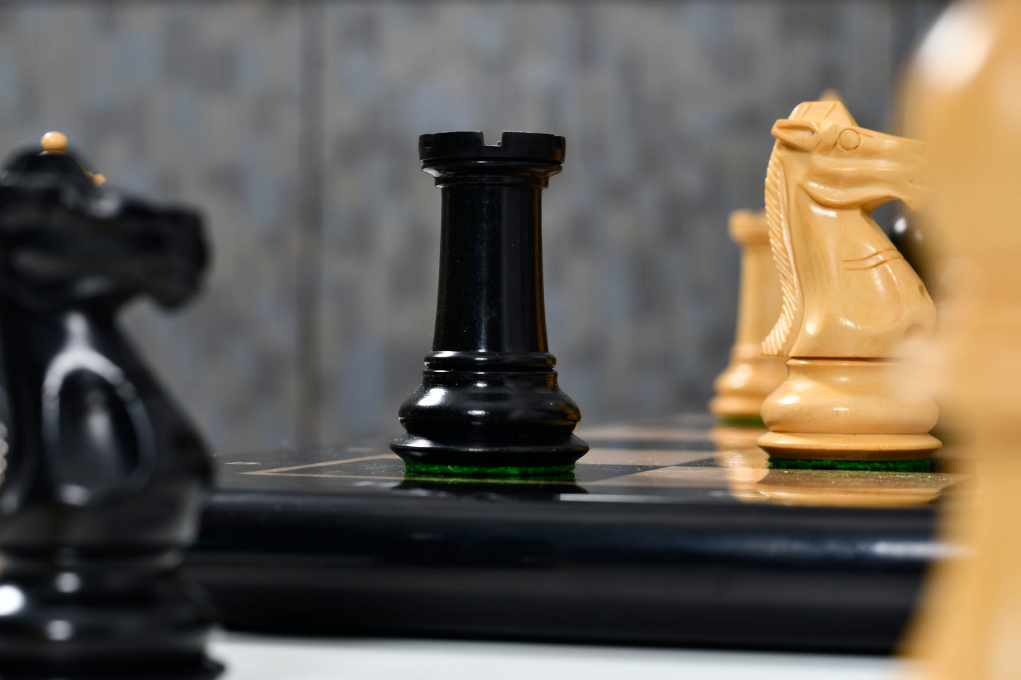 The Old Romeo Staunton Series Weighted Chess Pieces in Ebony & Box Wood - 3.8" King