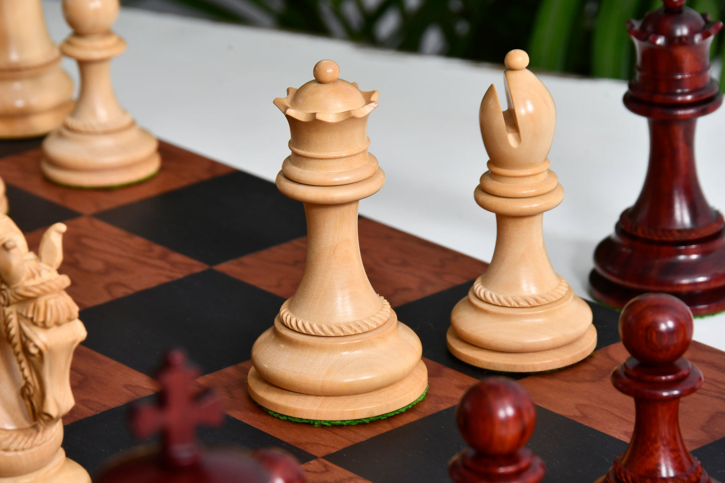 Excalibur Luxury Artisan Series Chess Pieces in Bud Rosewood / Box Wood - 4.6" King with Borderless Design Minimalist Chessboard