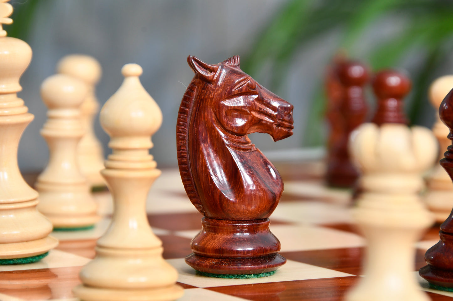 Meghdoot Staunton Chess Pieces in Bud Rose & Boxwood - 3.14" King with Budrosewood Chessboard