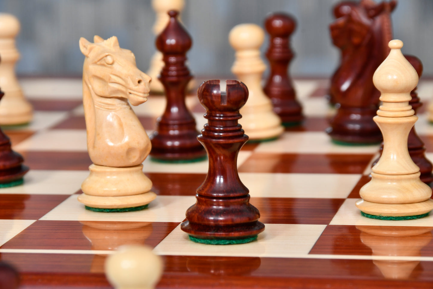 Meghdoot Staunton Chess Pieces in Bud Rose & Boxwood - 3.14" King with Budrosewood Chessboard