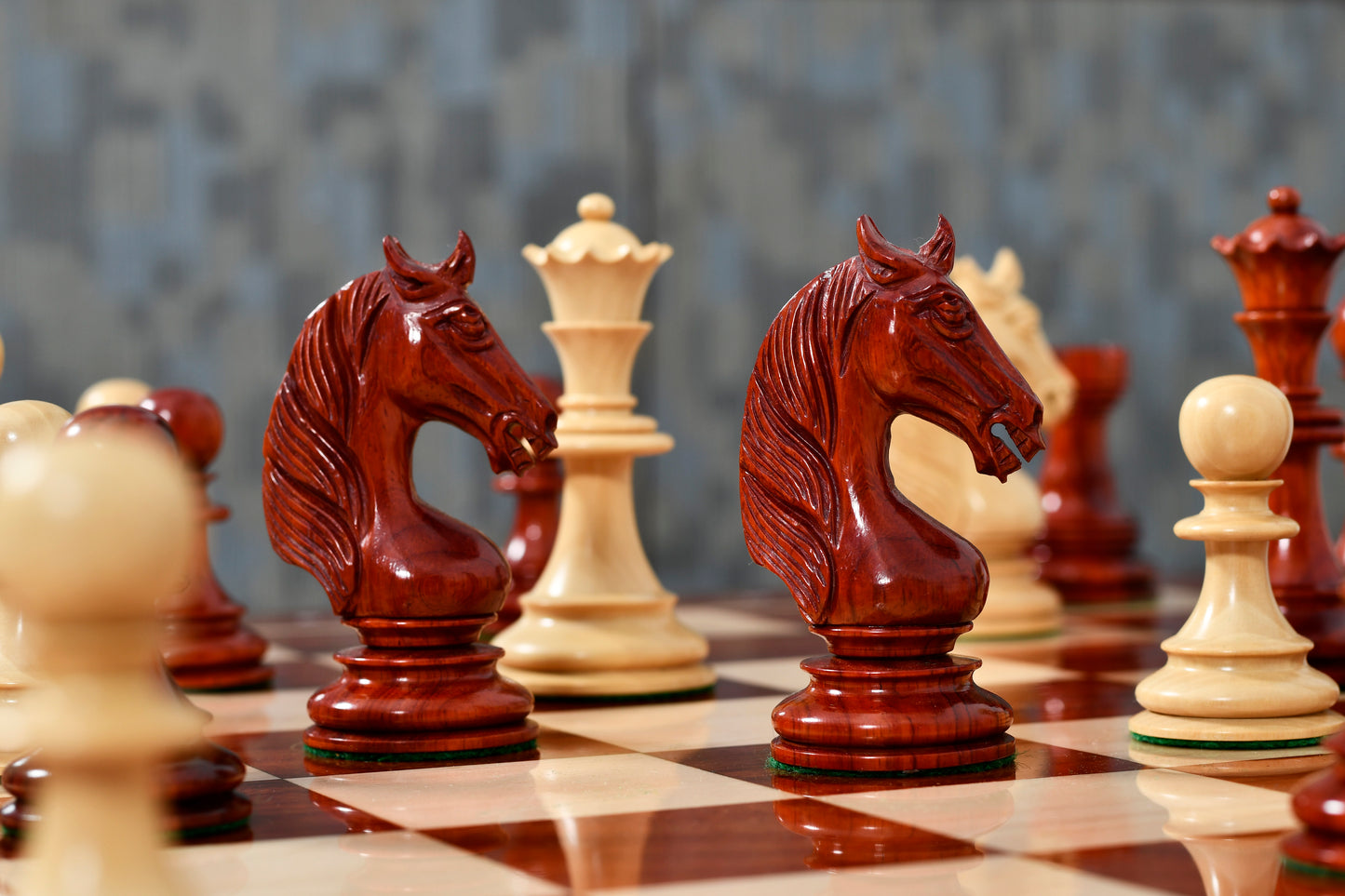 The Monarch’s Gambit Handcrafted Luxury Chess Pieces – in Bud Rosewood & Boxwood 4.4" King