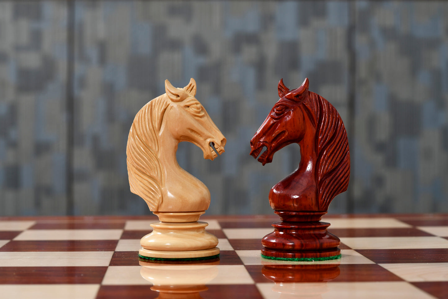 The Monarch’s Gambit Handcrafted Luxury Chess Pieces – in Bud Rosewood & Boxwood 4.4" King