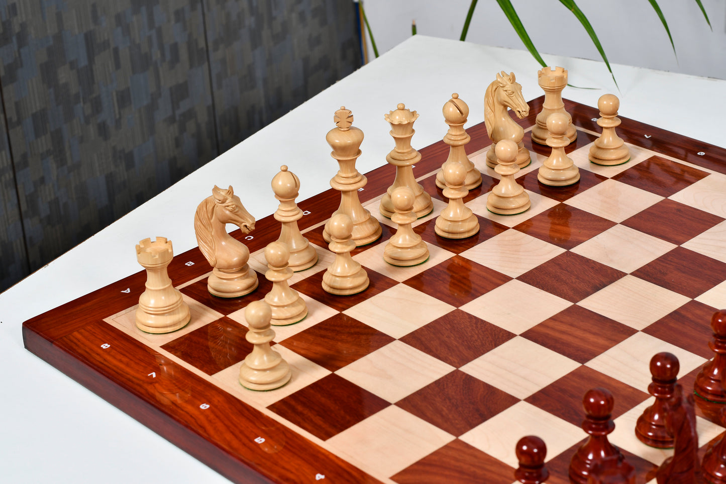 The Monarch’s Gambit Handcrafted Luxury Chess Pieces – in Bud Rosewood & Boxwood 4.4" King