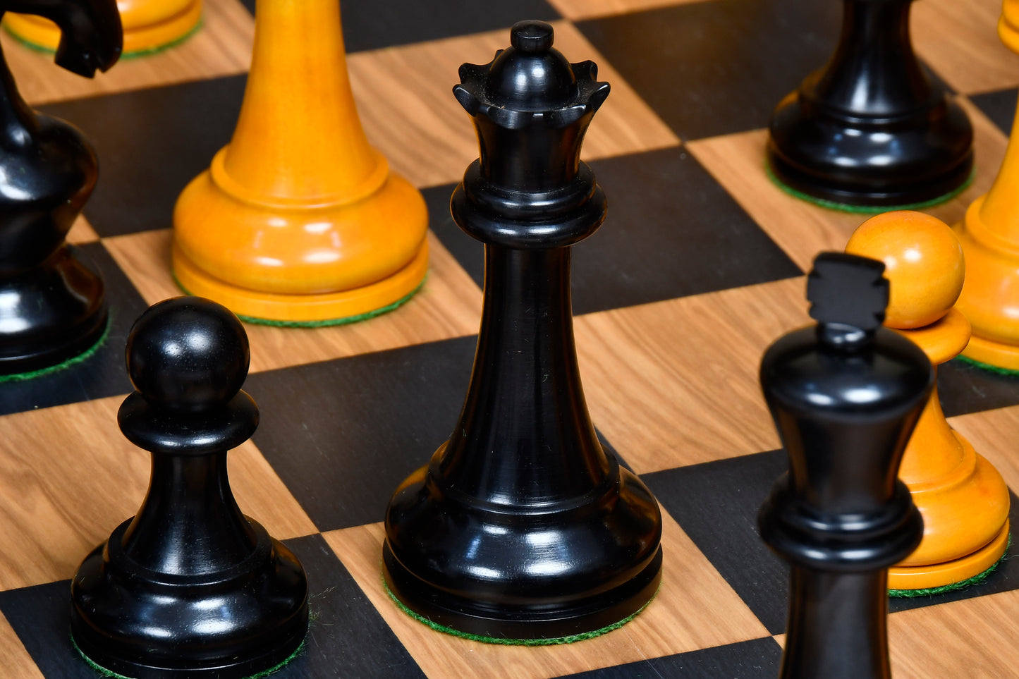 Reproduced 1963-1966 Piatigorsky Cup Chess Pieces in Ebony & Antiqued Boxwood - 4.2" King