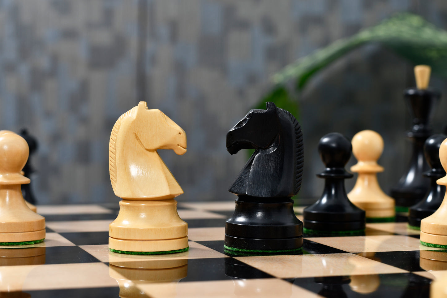 Reproduced Russian (Soviet Era) Series Chess Pieces in Ebonized & Natural Boxwood - 3.75" King