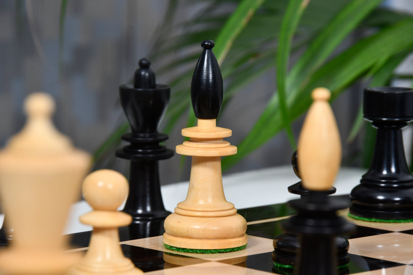 The Reproduced Hungarian Chess Pieces in Ebonized Boxwood & Natural Boxwood - 3.9" King