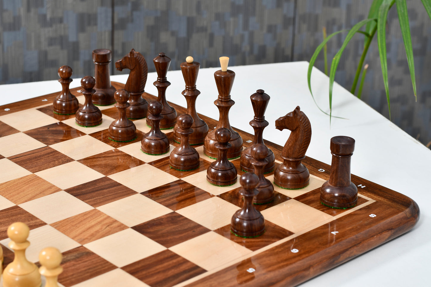 1935-60 Reproduced Russian Soviet Era Series Chess Pieces in Sheesham & Boxwood - 4.4" King