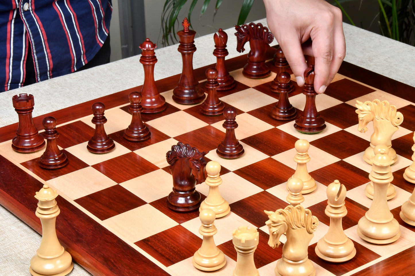 Combo of The Pegasus Series Artisan Staunton Chess Pieces ver 2.0 in Padauk Wood / Boxwood - 4.6" King with Solid Wooden Chess Board - 23"