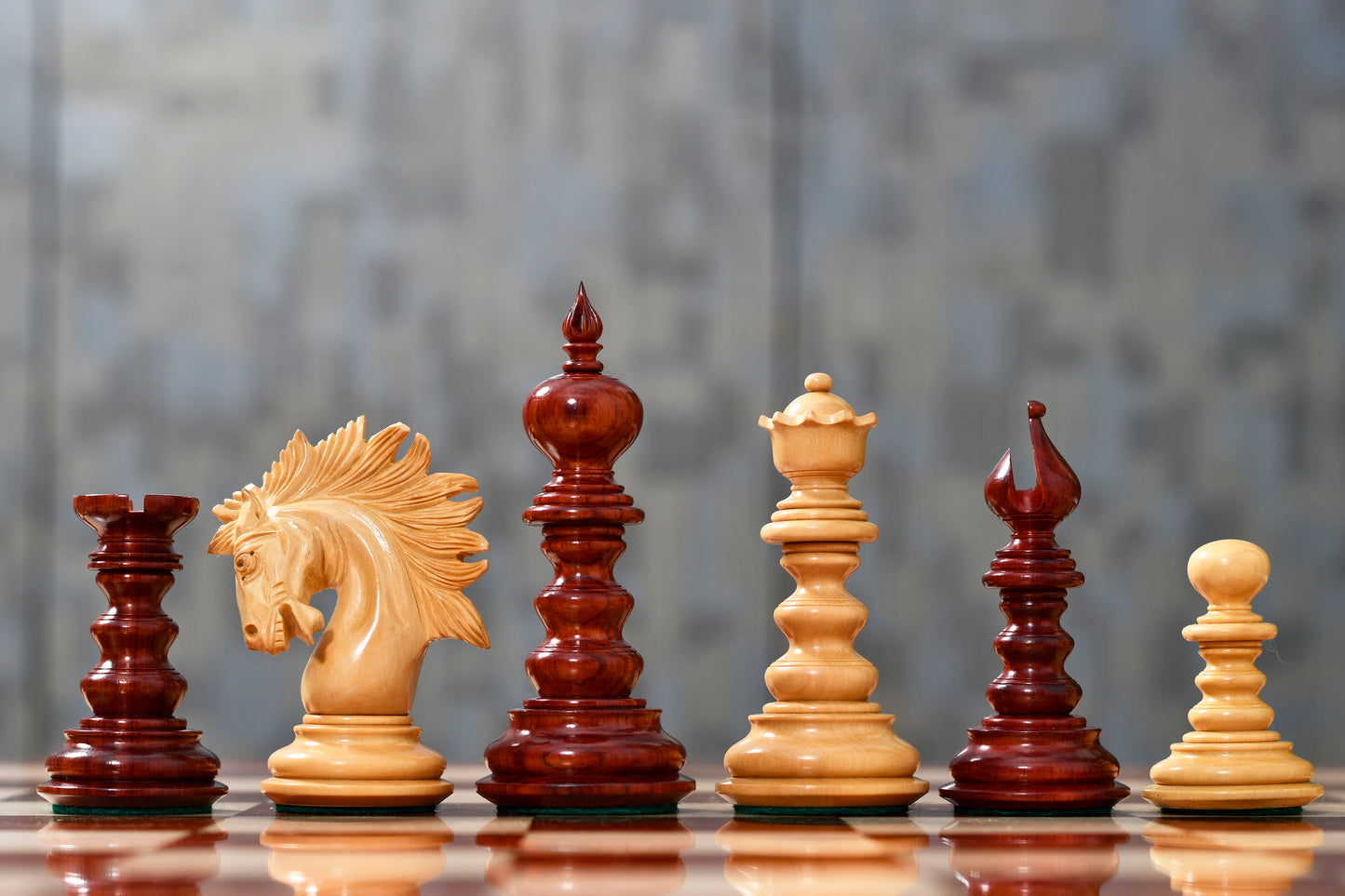 The St. Petersburg Luxury Artisan Series Chess Pieces in Bud Rosewood / Boxwood - 4.3" King with Storage Box