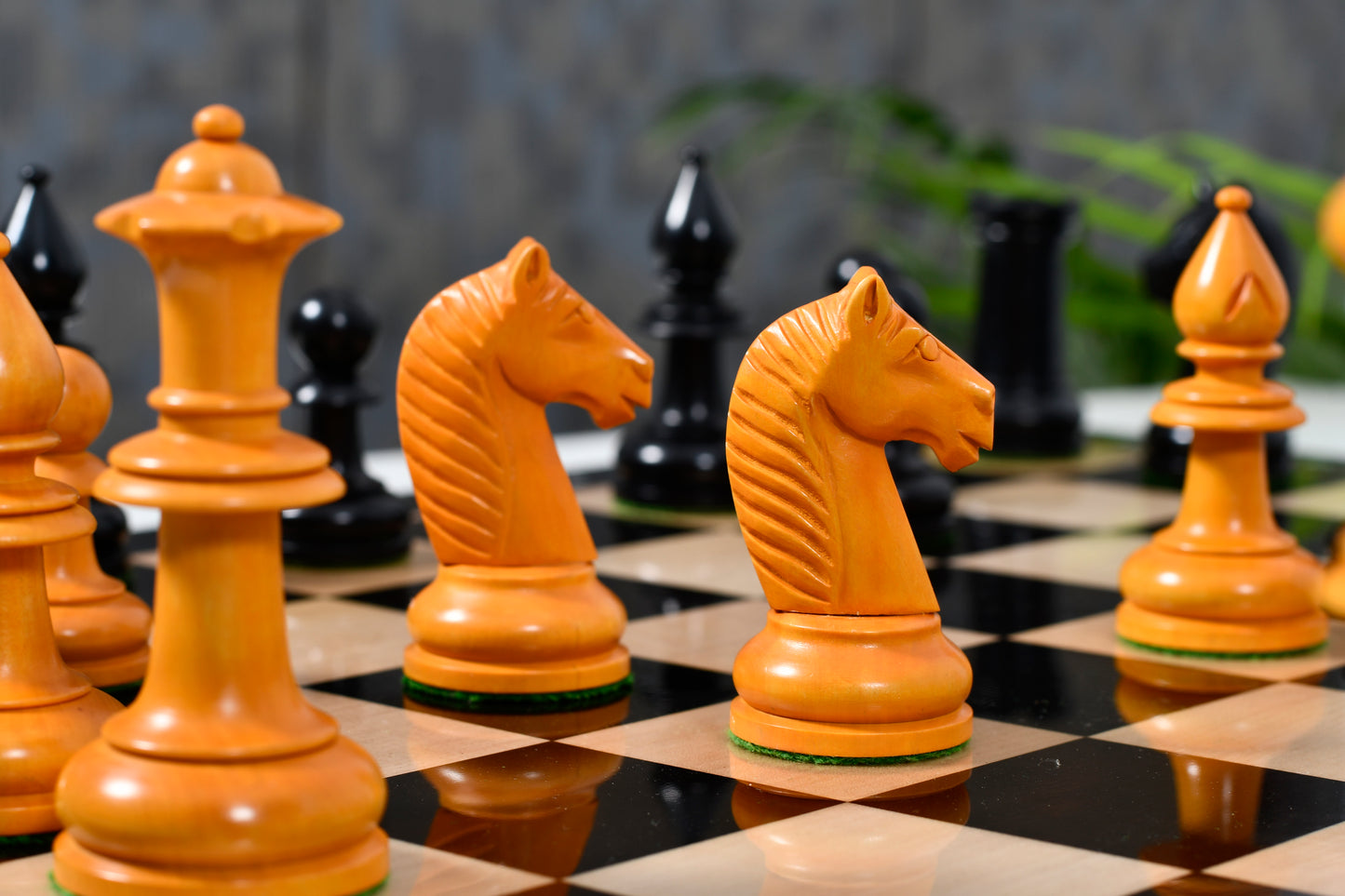 19th Century Antique Austrian Series Chess Pieces in Ebonized Boxwood & Golden Antiqued Boxwood - 4.27" King