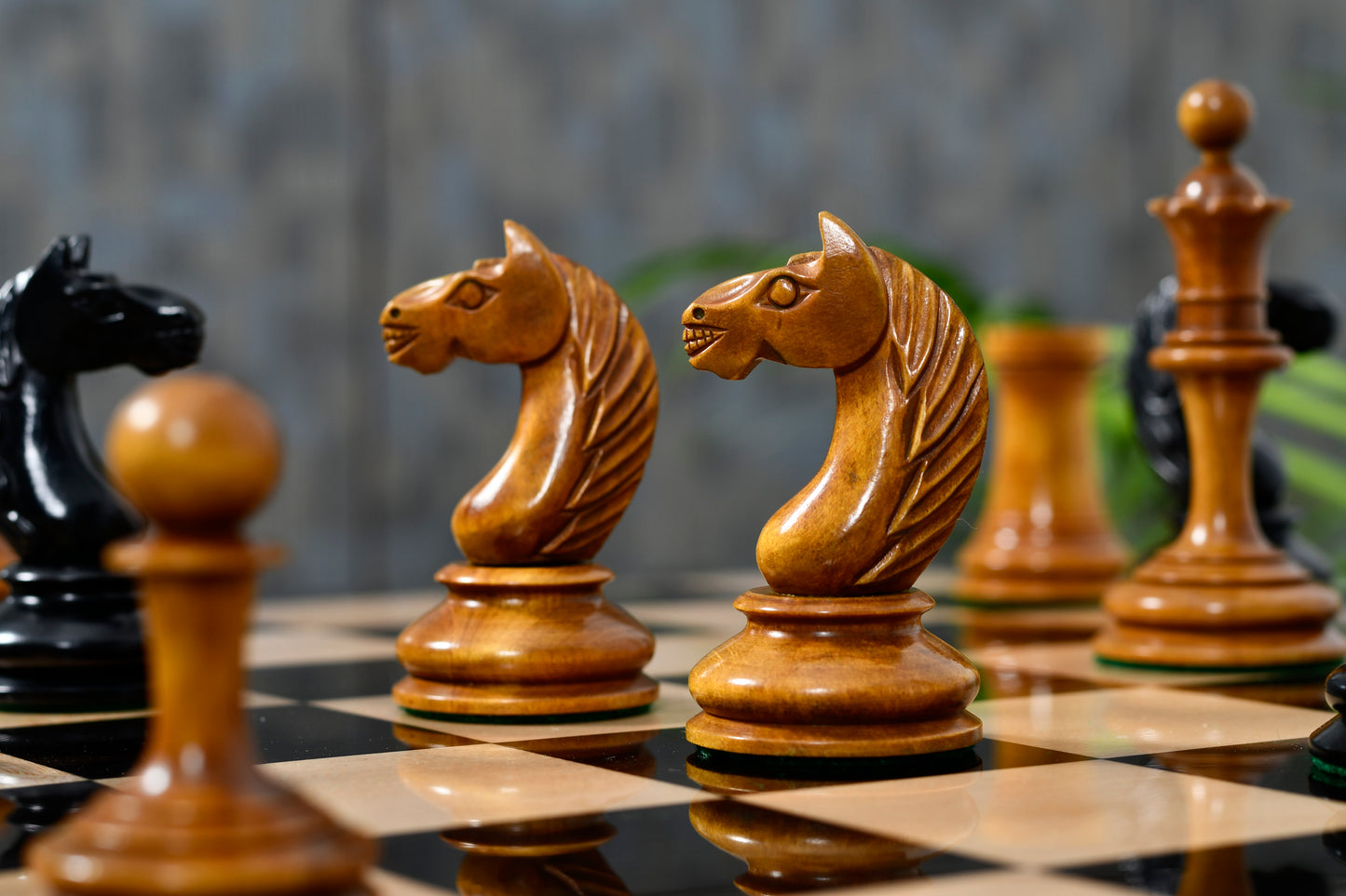 1933 Antonio Fabiano Botvinnik Style Weighted Chess Pieces in Antique & Ebonywood 3.8"- King